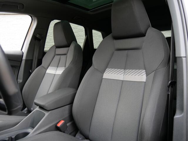 Audi Q4 e-tron 40 LAUNCH ED. ADVANCED PLUS/ PANORAMADAK/ TREKHAAK / ELEKT. STOELEN/ ADAPTIVE CRUISE