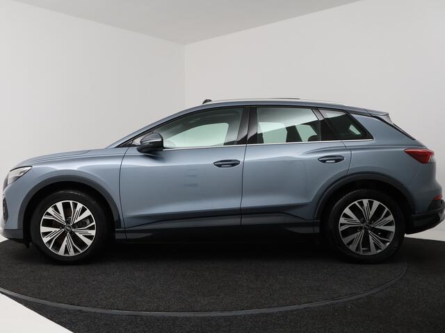 Audi Q4 e-tron 40 Launch edition Advanced Plus 77 kWh | Panoramadak | Trekhaak | Adaptive Cruise Control |