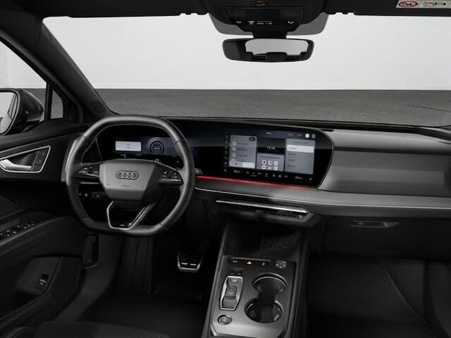 Audi Q4 e-tron S edition 82 kWh 286 pk | Techniekpakket plus | Winterpakket | Trekhaak | Optiekpakket zwart-glanzend |
