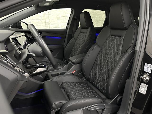 Audi Q4 e-tron 40 77 kWh S-Line #RS-Leder | Black-Edition | ACC | Sfeerverlichting | Virtual-Cockpit | Stoelverwarming | 3-Zone Clima | Virtual-Cockpit | Camera | LED | Getint Glas | Carplay | Autom. Parkeren |