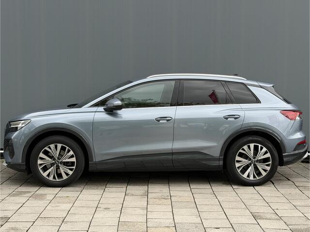 Audi Q4 e-tron BWJ 2022 | 35 Launch edition Advanced 55 kWh | SPORTSTOELEN | CARPLAY | CLIMA | STOELVERW | CAMERA A | PDC 2X | LICHTMETAAL |