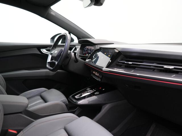 Audi Q4 e-tron 50 Quattro Edition One 2x S Line 77 kWh 300pk Dealer O.H. | Panodak | Head Up | Adaptive Cruise | Matrix LED | Camera | Lederen Sportstoelen Memory & Verwarmd | Keyless | Apple Carplay | Blis | DAB | 21"L.M |