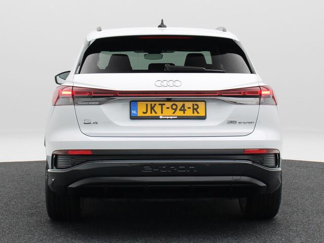 Audi Q4 e-tron 35 S-Line 55 kWh 170 Pk | Head Up | Stoelverwarming | Matrix LED | Adaptive Cruise | Camera | Warmtepomp | 20 Inch | 44.129 Km !!