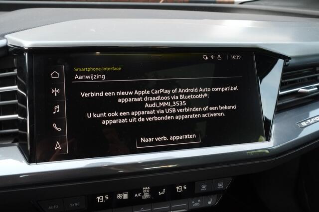 Audi Q4 e-tron 45 e-tron quattro S-line trekhaak, panorama