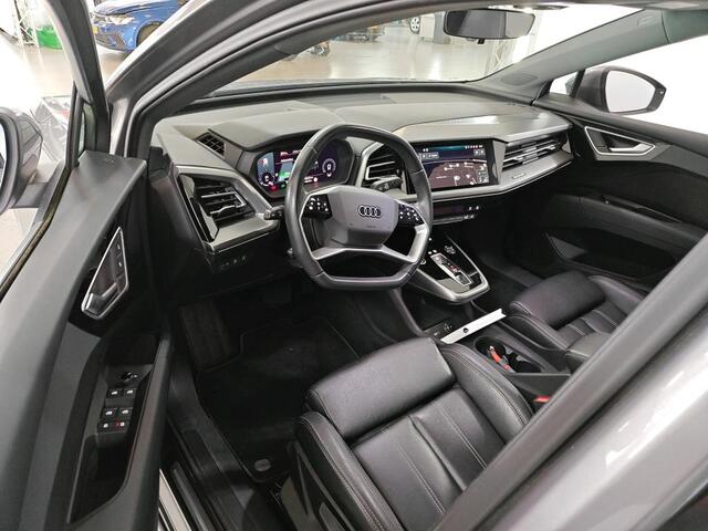 Audi Q4 e-tron 40 Advanced edition 77 kWh / Leer/ Navi/ Camera/ Haak+/