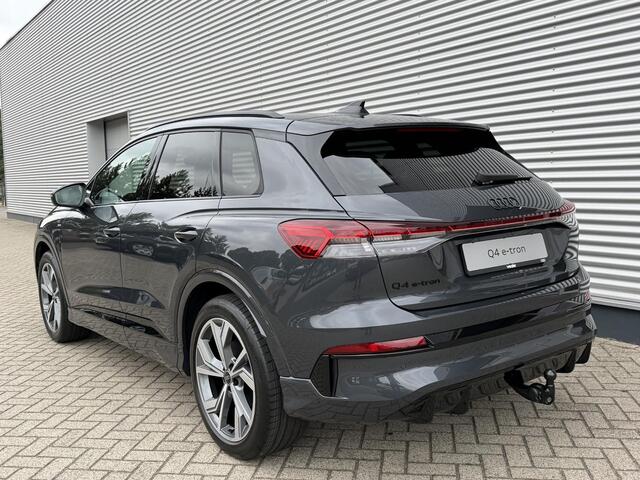 Audi Q4 e-tron S edition e-tron 45 82 kWh 210 kW / 286 PK SUV Ele | Performance | NIEUW MODEL | Matrix-Verlichting | Comfort Sleutel | Sportstoelen | Navigatie |
