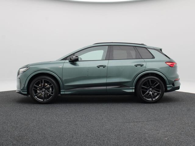 Audi Q4 e-tron S edition quattro performance | 82 kWh | 21 inch | Pivacyglas | Zwart optiek | Head up display | Bijrijdersdisplay|