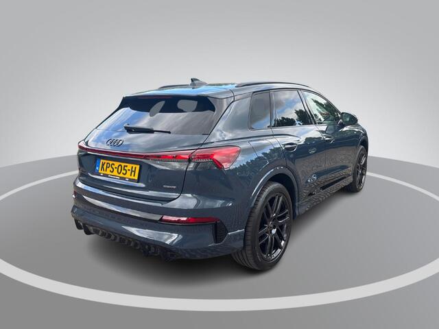 Audi Q4 e-tron S edition quattro performance 82 kWh · Tech Pro · Panorama dak · SONOS Sound · Ambient lighting · Head-up Display