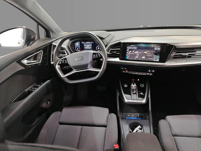 Audi Q4 e-tron 40 Launch edition Advanced 77 kWh / Camera / PDC V+A / Stoelverwarming