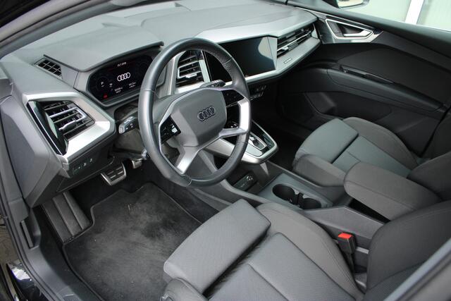 Audi Q4 e-tron 40 S edition 77 kWh S-Line Camera Adaptive-Cruise Navigatie Stoelverwarming Led