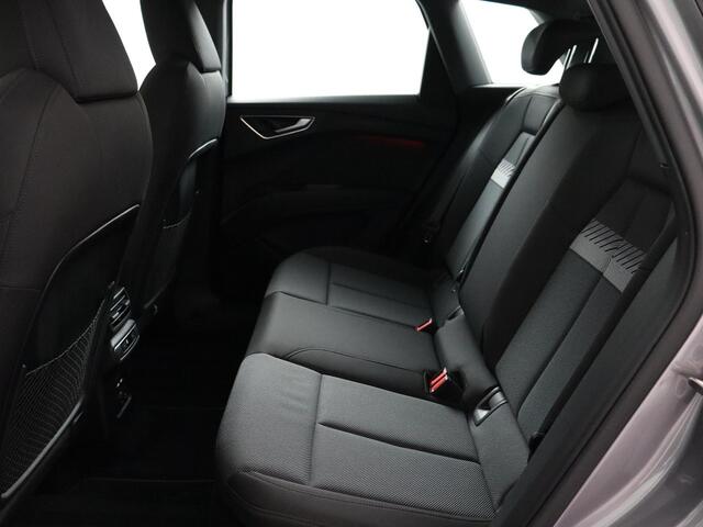 Audi Q4 e-tron 40 Advanced edition 77 kWh | SoH 93,1% | Panoramadak | Trekhaak | ACC!