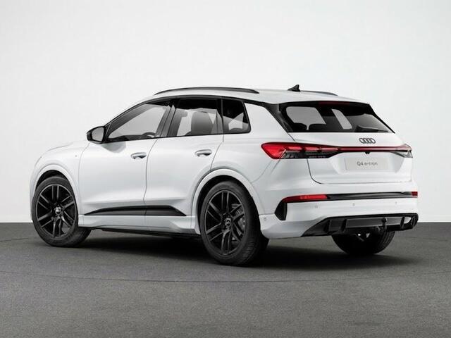 Audi Q4 e-tron S edition e-tron 82 kWh 286 pk | Techniekpakket plus | Optiekpakket zwart-glanzend | Glazen panoramadak | Trekhaak |