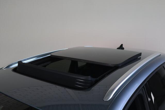 Audi Q4 e-tron 40 S edition 82 kWh S-Line Panoramadak I Key-less I Adap. cruise
