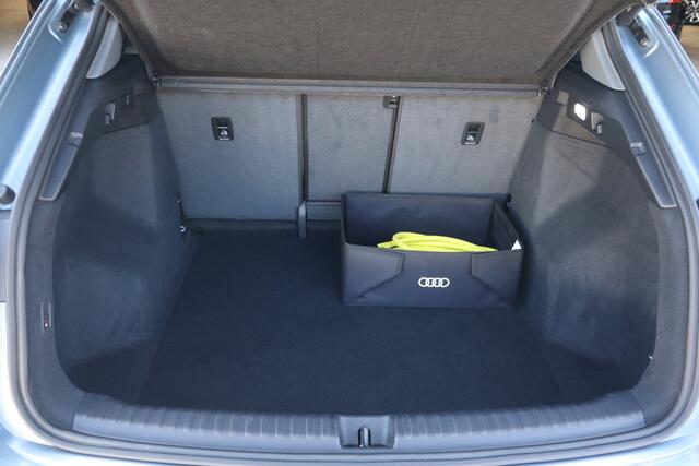 Audi Q4 e-tron 40 S edition 82 kWh S-Line Panoramadak I Key-less I Adap. cruise