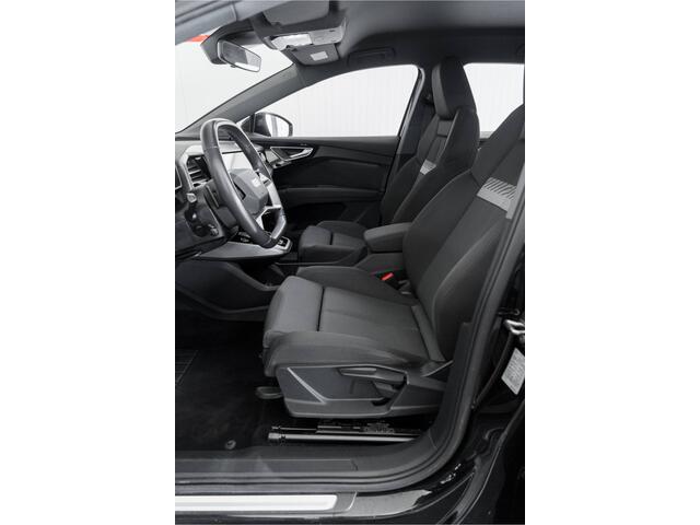 Audi Q4 e-tron 35 Advanced edition 55 kWh Blackoptik|ACC|20inch|Nederlandse auto!