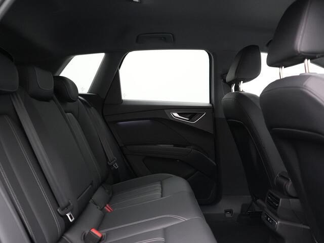 Audi Q4 e-tron 40 Advanced edition 82 kWh 204pk Dealer O.H. | Lederen Comfortzetels Verwarmd | Cruise Control | Virtual Cockpit | Navigatie | DAB | 19"L.M | Lane Assist |