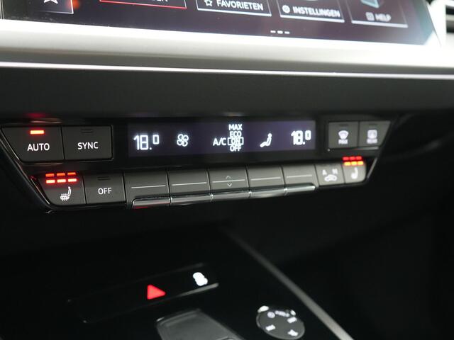 Audi Q4 e-tron 40 Advanced edition 82 kWh 204pk Dealer O.H. | Lederen Comfortzetels Verwarmd | Cruise Control | Virtual Cockpit | Navigatie | DAB | 19"L.M | Lane Assist |