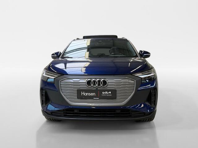 Audi Q4 e-tron 40 Edition 77 kWh I Panoramadak I Leder I Stoelverwarming I Adaptive I Camera I CarPlay I