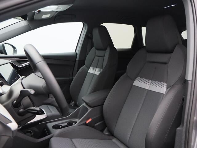 Audi Q4 e-tron 45 Edition 82 kWh 286 Pk | Warmtepomp | Adaptive Cruise | Camera | Verwarmbare Sportstoelen | Elektrische Achterklep