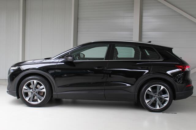 Audi Q4 e-tron 40 Edition 77 kWh Apple Carplay | Android auto | Cruise control | Parkeersensoren |