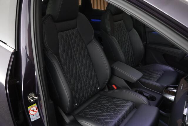 Audi Q4 e-tron 40 204pk S edition 77 kWh SOH 94% RS Zetels Memory Trekhaak Camera Panoramadak HUD Camera Sonos Keyless Navigatie
