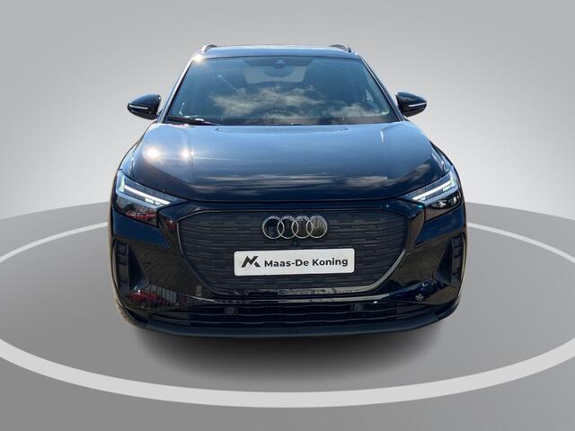 Audi Q4 e-tron 45 Advanced edition 82 kWh 210kW/286PK · Camera · Apple/Android Car Play · Navigatie · Keyless · SONOS Sound · Stoelverwarming ·