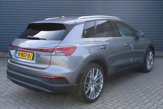 Audi Q4 e-tron 40 Launch edition 77 kWh Vol-Leder CarPlay 21 Inch Stoelverwarming