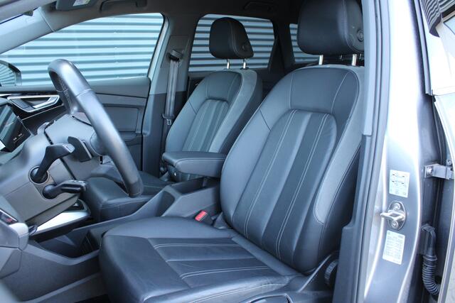 Audi Q4 e-tron 40 Launch edition 77 kWh Vol-Leder CarPlay 21 Inch Stoelverwarming