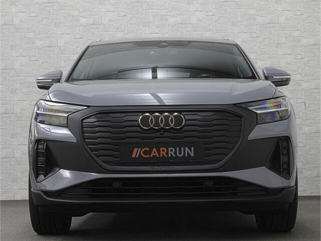 Audi Q4 e-tron 40 204pk 77 kWh | #RS-Leder | 96,7% SOH | 5x Q4 OP VOORRAAD! | ACC | Matrix-LED | Sfeerverlichting | 3 Zone Clima | Carplay | Getint Glas | Zwarte Hemelbekleding | Kieselgrau | Btw auto, 27150,= ex. | Bovag garantie. 4x Q4 op voorraad!