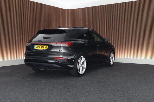 Audi Q4 e-tron 45 286pk quattro S Edition 82 kWh SOH 97% Camera Matrix LED Keyless ACC Stoelverwarming Navigatie 2x S-Line