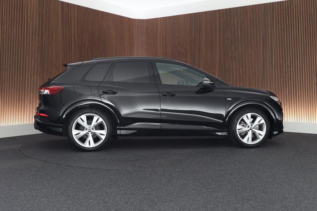 Audi Q4 e-tron 45 286pk quattro S Edition 82 kWh SOH 97% Camera Matrix LED Keyless ACC Stoelverwarming Navigatie 2x S-Line