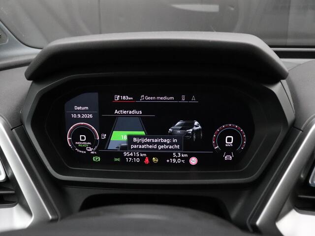Audi Q4 e-tron 40 Launch edition S Competition 77 kWh | LEDER | STOELVERW. | HEAD-UP | CAMERA | NAVI | APPLE CARPLAY |