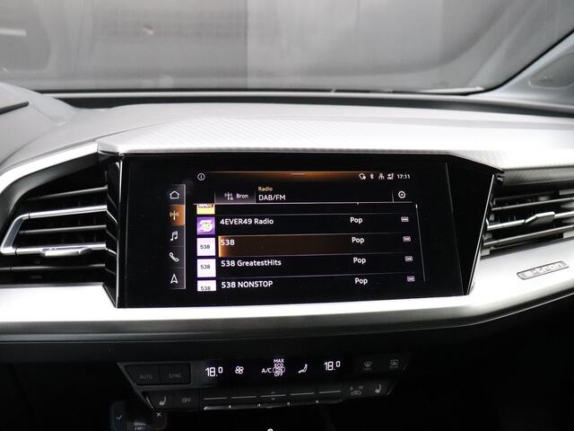 Audi Q4 e-tron 40 Launch edition S Competition 77 kWh | LEDER | STOELVERW. | HEAD-UP | CAMERA | NAVI | APPLE CARPLAY |
