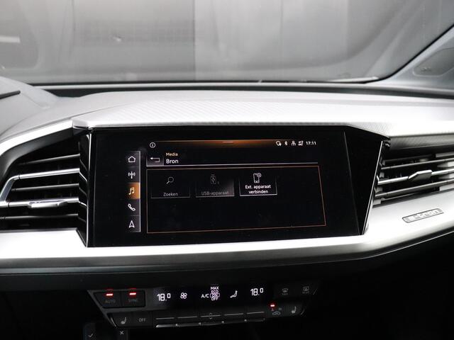Audi Q4 e-tron 40 Launch edition S Competition 77 kWh | LEDER | STOELVERW. | HEAD-UP | CAMERA | NAVI | APPLE CARPLAY |
