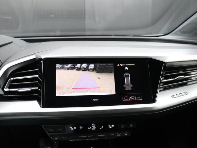 Audi Q4 e-tron 40 Launch edition S Competition 77 kWh | LEDER | STOELVERW. | HEAD-UP | CAMERA | NAVI | APPLE CARPLAY |