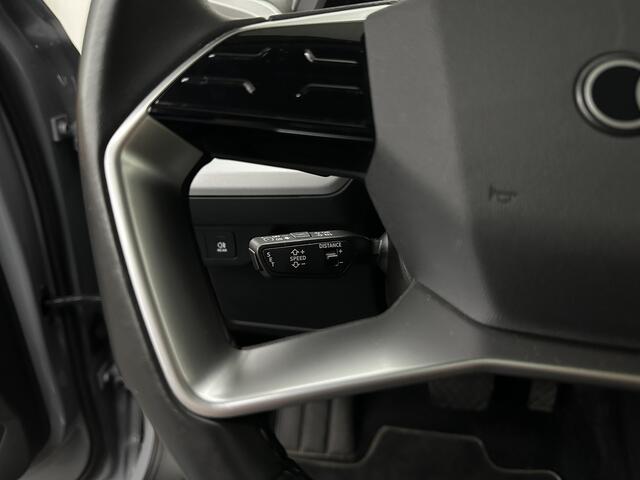 Audi Q4 e-tron 40 S-Line 77 kWh | Panorama | #RS-Leder | Warmtepomp | Sportstoelen | ACC | Lane Ass. | 5x Q4 op voorraad! | MMi+ | Virtual-Cockpit | 3-Zone Climate Control | Getint Glas | Zwarte Hemel | Elktr. A klep | Kieselgrijs | Btw Auto.