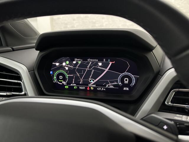 Audi Q4 e-tron 40 S-Line 77 kWh | Panorama | #RS-Leder | Warmtepomp | Sportstoelen | ACC | Lane Ass. | 5x Q4 op voorraad! | MMi+ | Virtual-Cockpit | 3-Zone Climate Control | Getint Glas | Zwarte Hemel | Elktr. A klep | Kieselgrijs | Btw Auto.