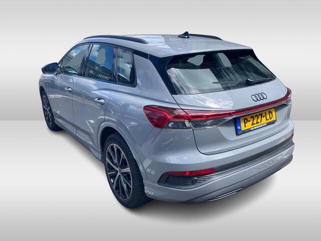 Audi Q4 e-tron 35 Advanced edition 55 kWh / Camera / Leder / Keyless / Matrix LED / 20'' / Warmtepomp / Elektr. Bestuurdersstoel / Stoelverwarming / DAB / ACC