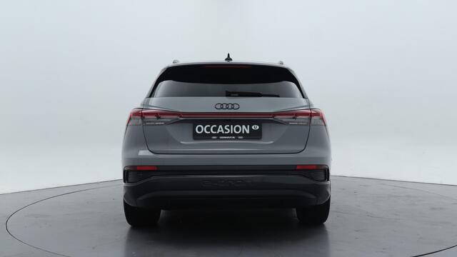 Audi Q4 e-tron 35 Edition 55 kWh | Navigatie ACC | Keyless | Clima | Camera |Stoelverwarming |