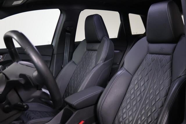Audi Q4 e-tron 50 quattro Launch edition S Competition 77 kWh Sonos, Panoramadak, Head Up, Nappa Lederen bekleding, Apple Carplay – foto 4