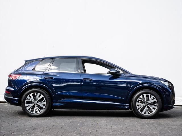 Audi Q4 e-tron 40 Advanced edition 77 kWh SOH 95% Trekhaak/ Camera/ Adapt. cruise/ Carplay/ Stoelverwarming/ Matrix Led/ Sportstoelen
