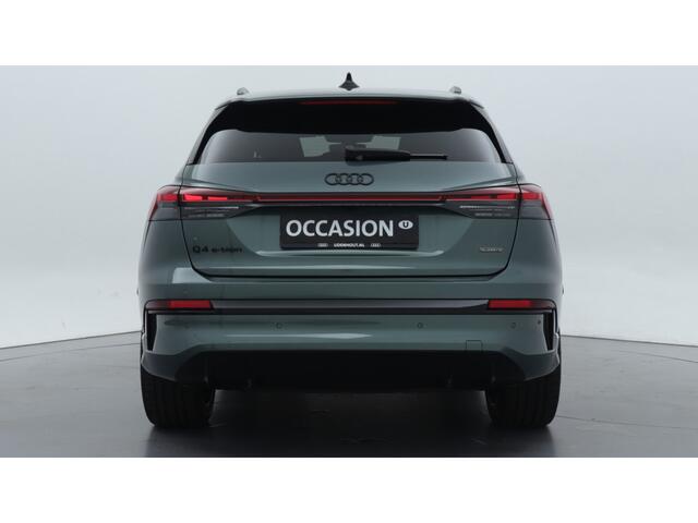 Audi Q4 e-tron S Edition Quattro performance 82 kWh 340Pk / HUD / Sonos / Panodak