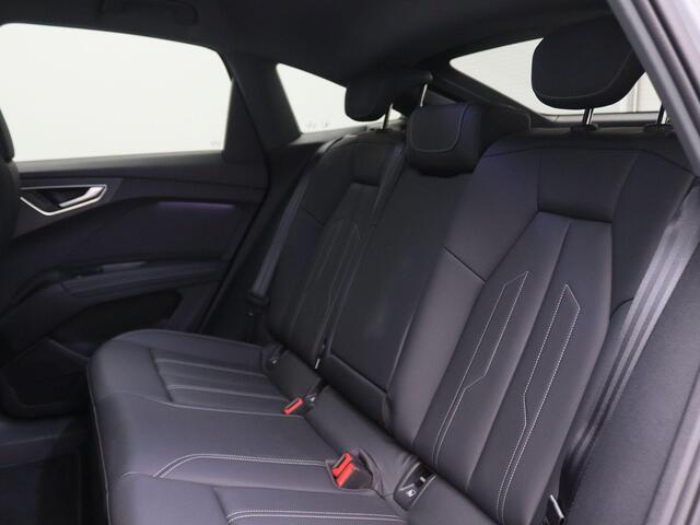 Audi Q4 e-tron 45 Advanced edition 82 kWh 286PK Aut. Matrix LED Koplampen, 20" LM Velgen, Navi, Elektr. Achterklep, Stoelverwarming, Adaptieve Cruise Control