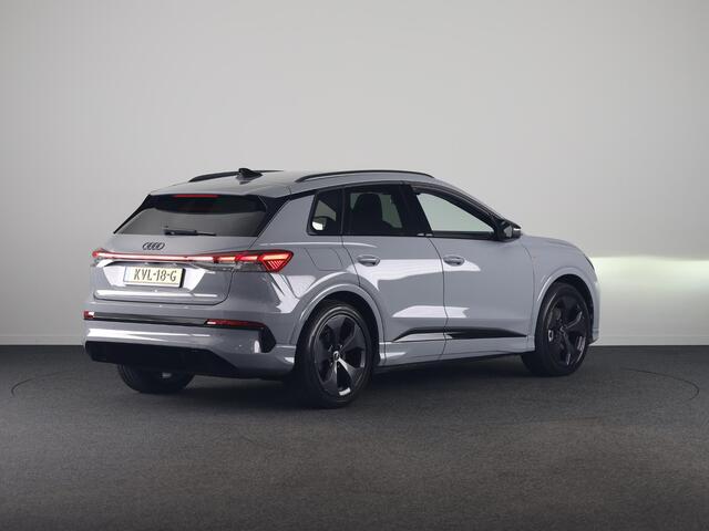 Audi Q4 e-tron S edition performance 82 kWh 286pk | Nieuw model | Per begin december beschikbaar | Keyless | 20 inch Lichtmetalen velgen | Trekhaak | Matrix led | Stoelverwarming – foto 4