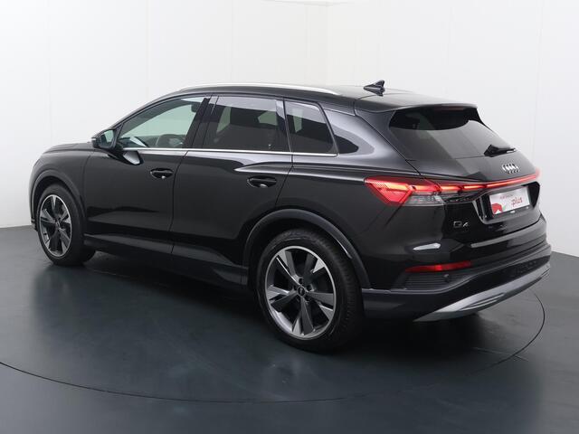 Audi Q4 e-tron 40 Launch edition Advanced 77 kWh | 204 PK | Gratis onderhoud t/m 8 jul. 2028 | SoH 91% | Adaptieve Cruise Control | Head-up display | Matrix LED koplampen | Achteruitrijcamera |