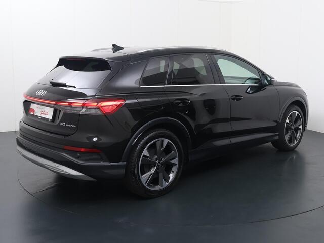 Audi Q4 e-tron 40 Launch edition Advanced 77 kWh | 204 PK | Gratis onderhoud t/m 8 jul. 2028 | SoH 91% | Adaptieve Cruise Control | Head-up display | Matrix LED koplampen | Achteruitrijcamera |