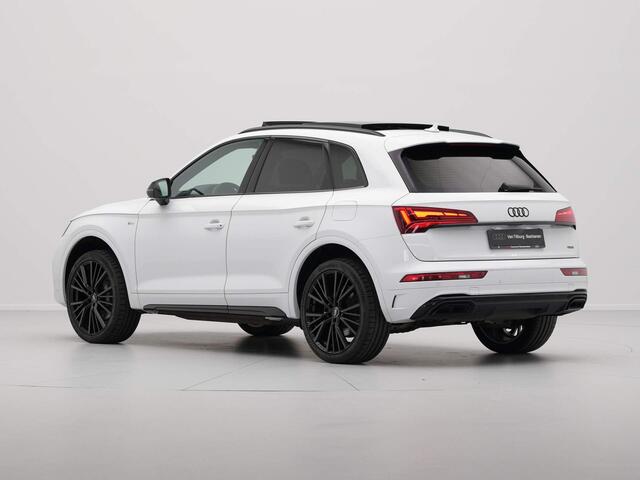 Audi Q5 50 TFSI e S-Line edition Panorama Alcantara Stoelverwarming Acc