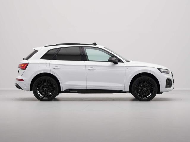 Audi Q5 50 TFSI e S-Line edition Panorama Alcantara Stoelverwarming Acc