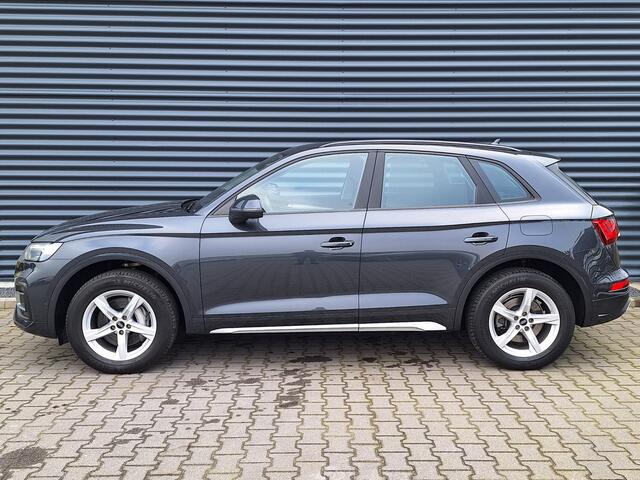 Audi Q5 50 TFSI e quattro S-Tronic Facelift Plug In Hybrid PHEV | Carplay | Trekhaak af Fabriek | Head Up Adaptive Cruise| 360 Camera | Electrische Sportstoelen Verwarmd |