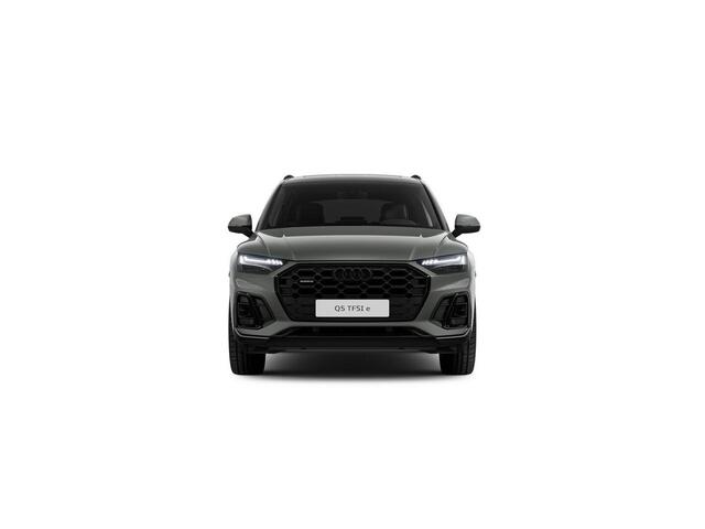 Audi Q5 50 TFSI e S edition Competition 299 PK · Lederen/Alcantara bedkleding · Audi Sport rode stiksels · Luchtvering · Assistentiepakket Tour